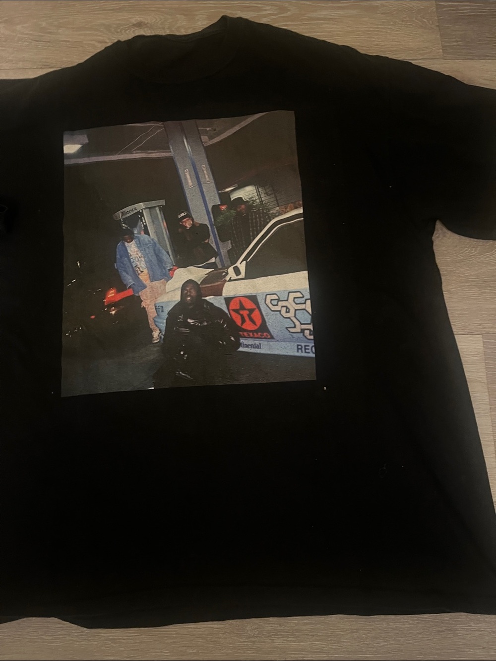 Unknown brand men’s shirt, Xl black with front picture,